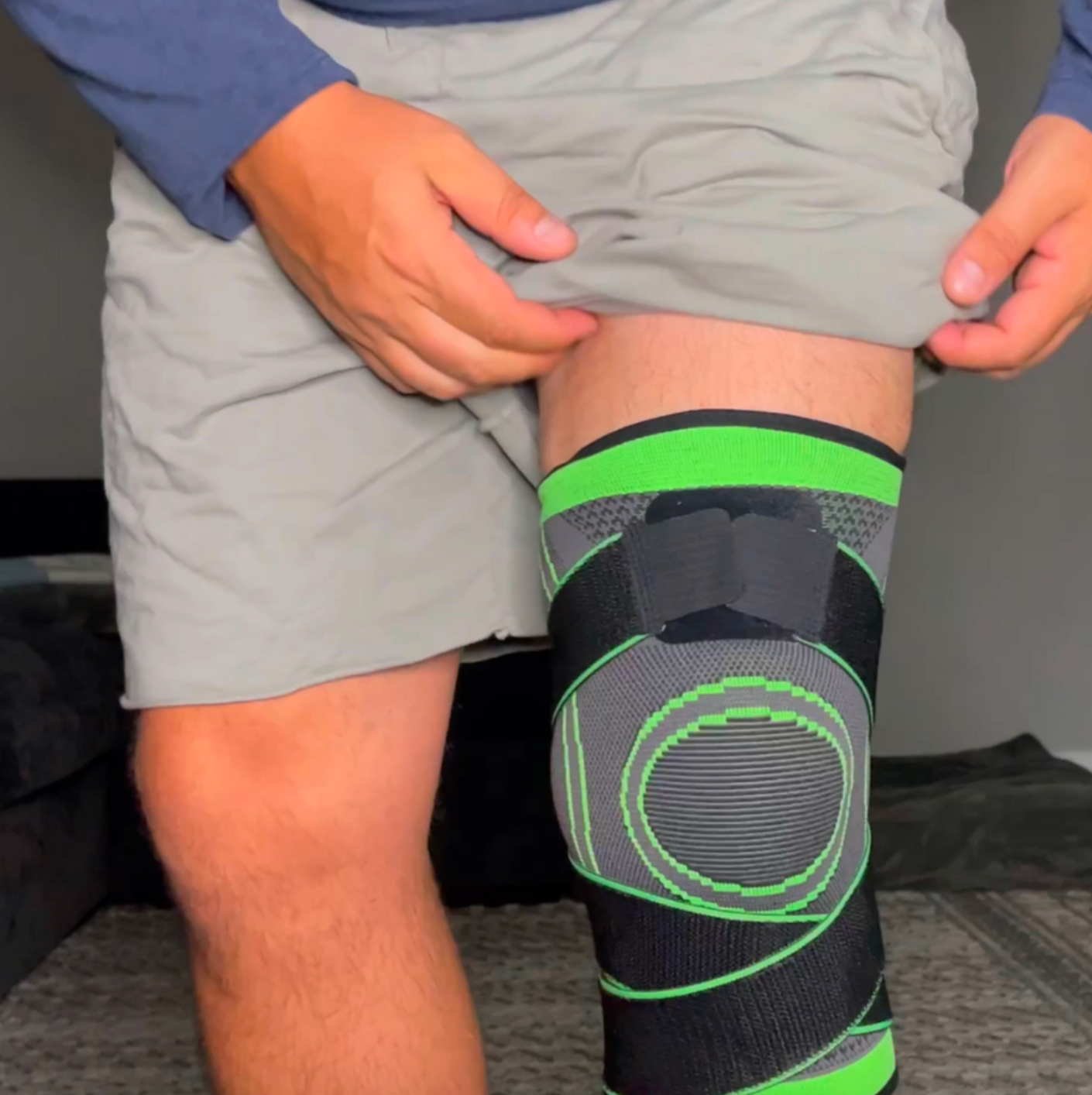 Compression Knee Sleeve Helps Banish Stubborn Joint Pain Naturally!